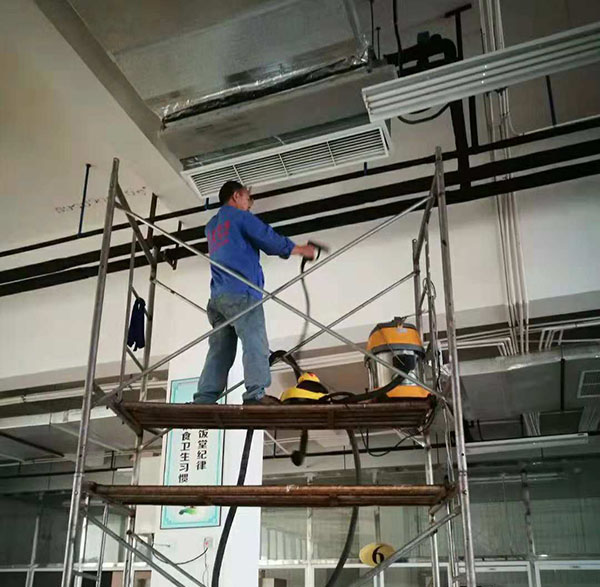 成都中央空調(diào)風(fēng)管清洗成功案例 成都中央空調(diào)風(fēng)管清洗成功案例